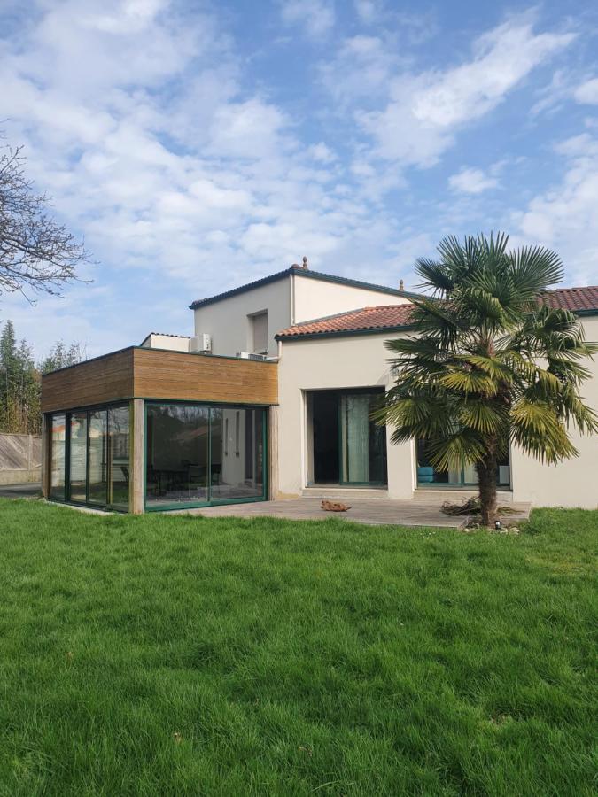 Villa Fleur De Lys Au Puy Du Fou - Stayinvendee La Gaubretiere Kültér fotó